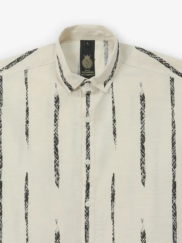 BUTTERFLY cream cotton printed shirt
