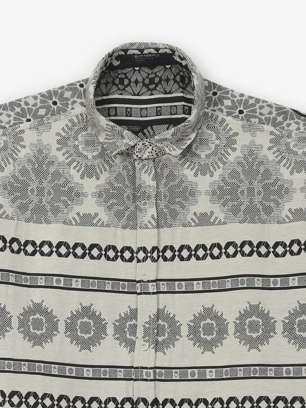 BUTTERFLY printed off white shirt