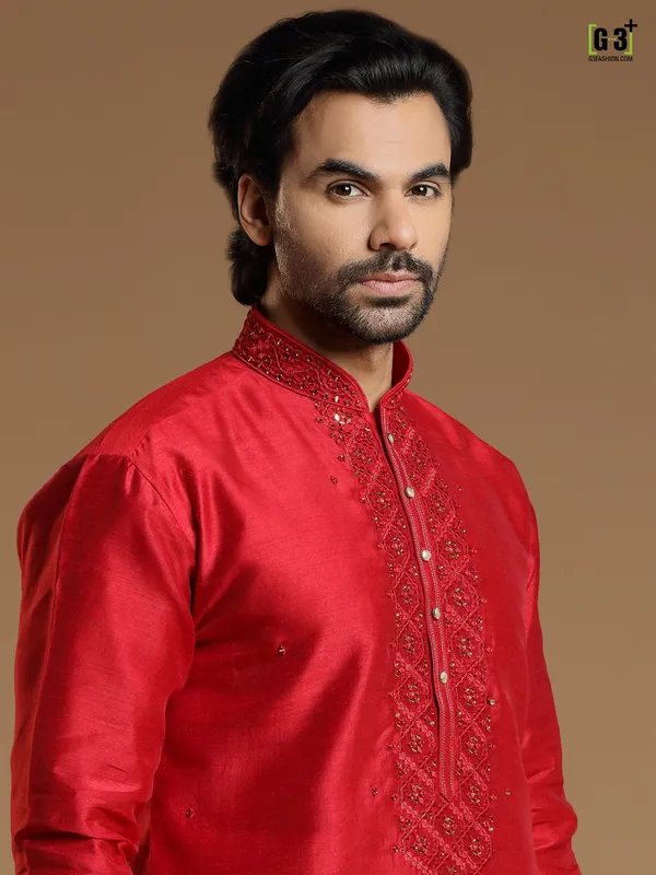 Candy red hued silk kurta suit for festivals