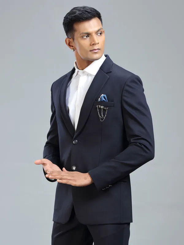 Casual and chic navy blazer in terry rayon fabric