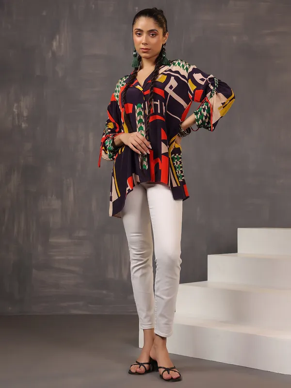 Casual black printed silk top for women