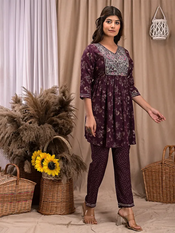 Casual wear cotton wine kurti with pant