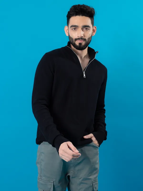 CELIO black zip closure polo t-shirt