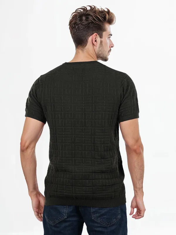 CELIO dark olive textured slim fit mens t-shirt