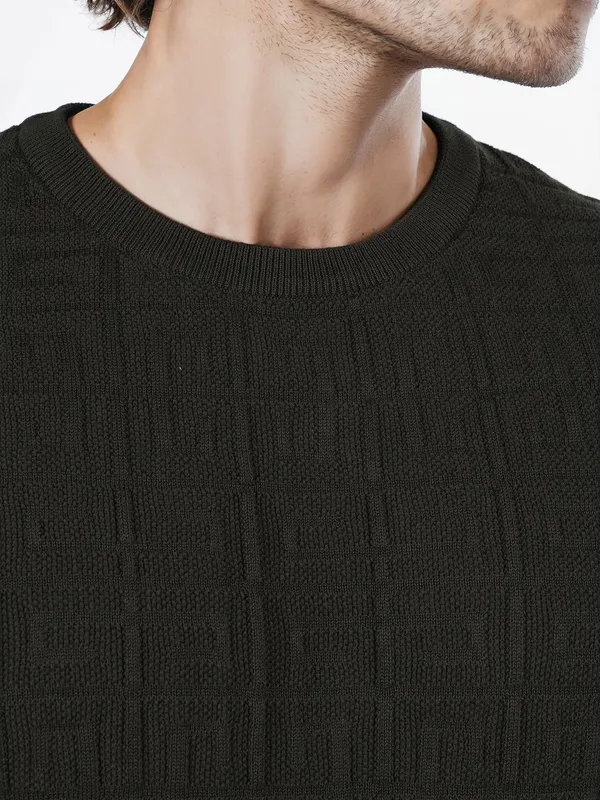CELIO dark olive textured slim fit mens t-shirt