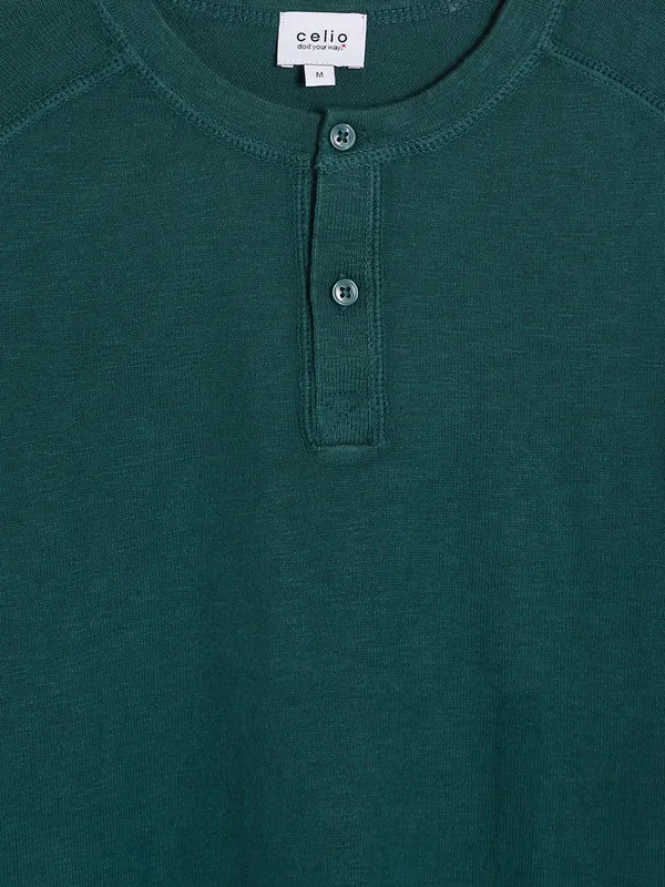 Celio knitted plain dark green t shirt