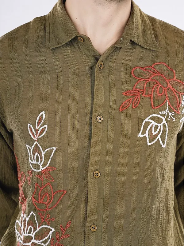 CELIO olive embroideried cotton shirt