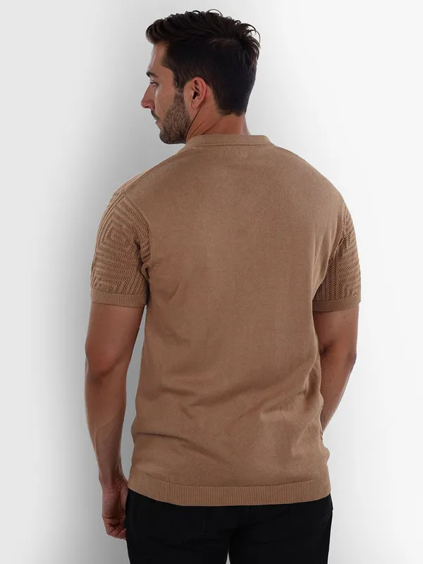 CELIO textured brown slim fit polo t-shirt