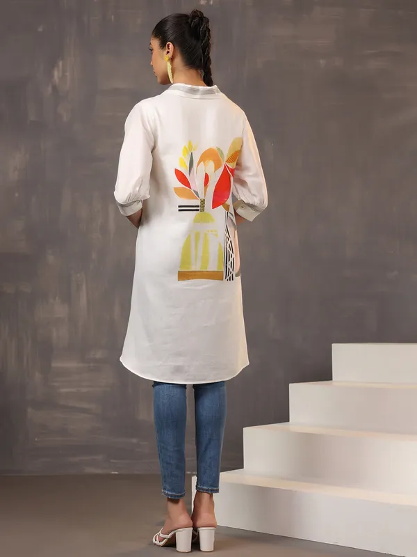 Chic white cotton tunic top for women