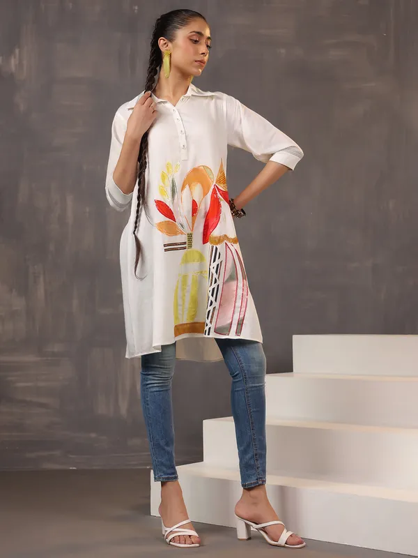 Chic white cotton tunic top for women
