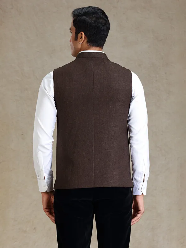 Choco brown jute fabricated waistcoat for men