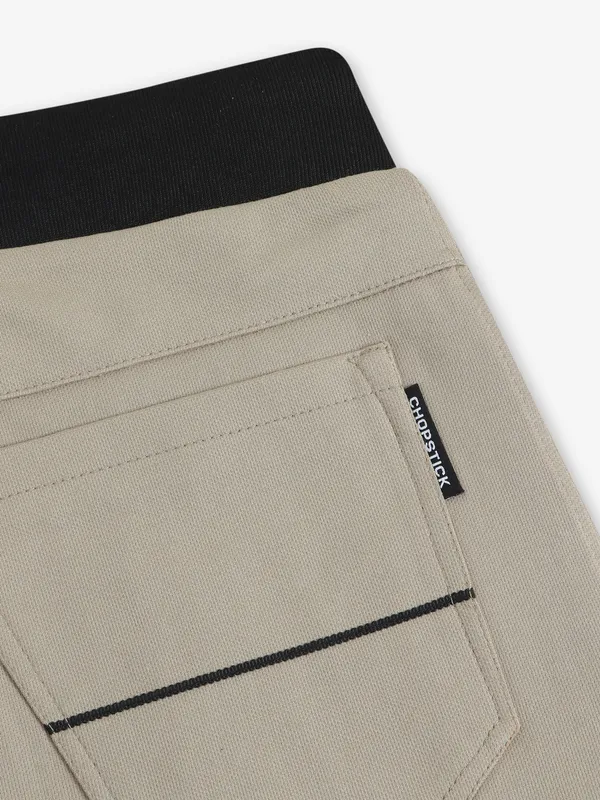 CHOPSTICK beige solid cotton shorts