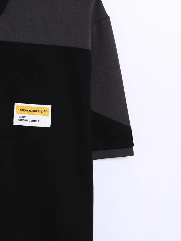 Chopstick cotton black color block t shirt