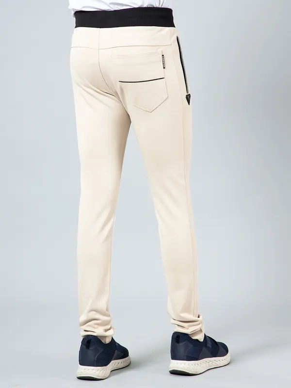 Chopstick cream comfortable track pant