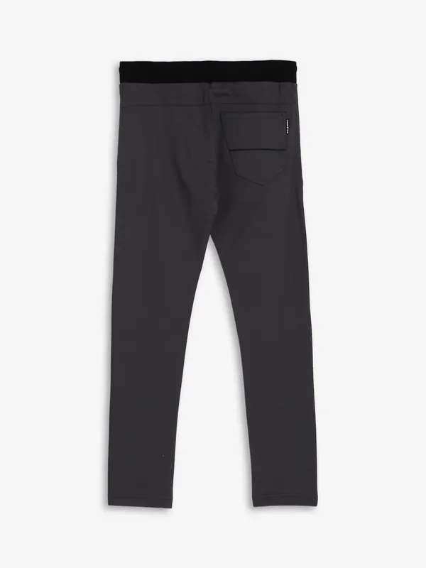 Chopstick dark grey solid cotton track pant