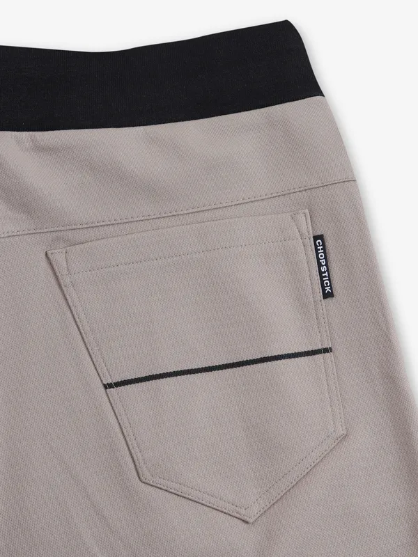 CHOPSTICK light brown slim fit cotton shorts