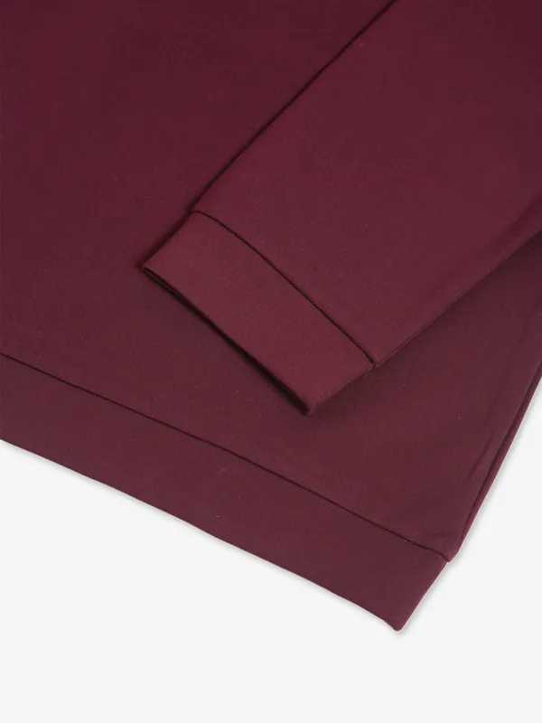 Chopstick maroon plain t shirt
