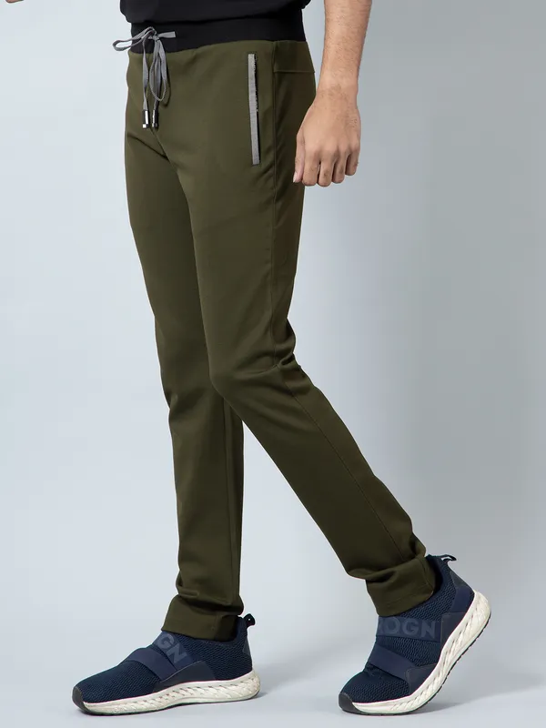 Chopstick olive green comfortable track pant
