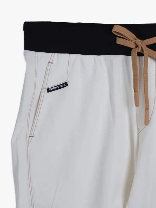 CHOPSTICK white cotton shorts