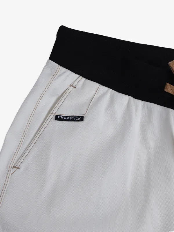 CHOPSTICK white cotton shorts