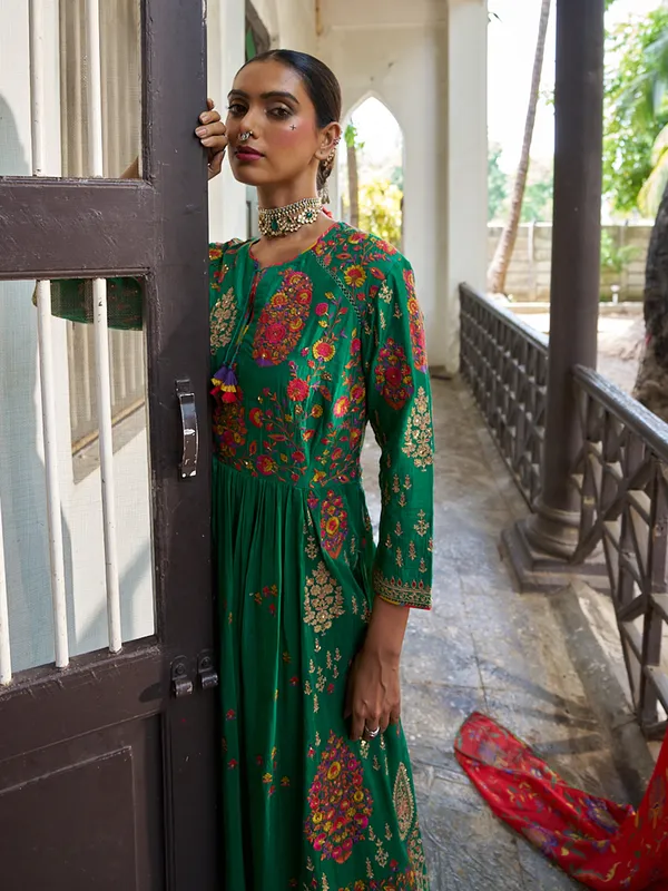 Classic green silk palazzo suit