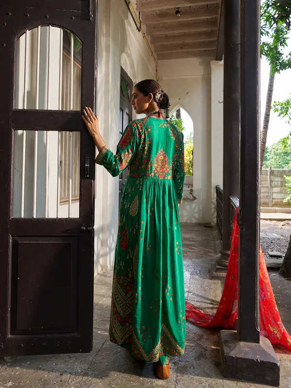 Classic green silk palazzo suit