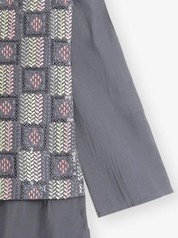 Classic grey cotton silk waiostcoat set