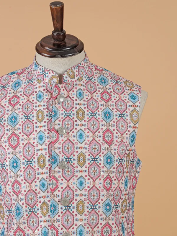 Classic off-white printed waistcoat for men