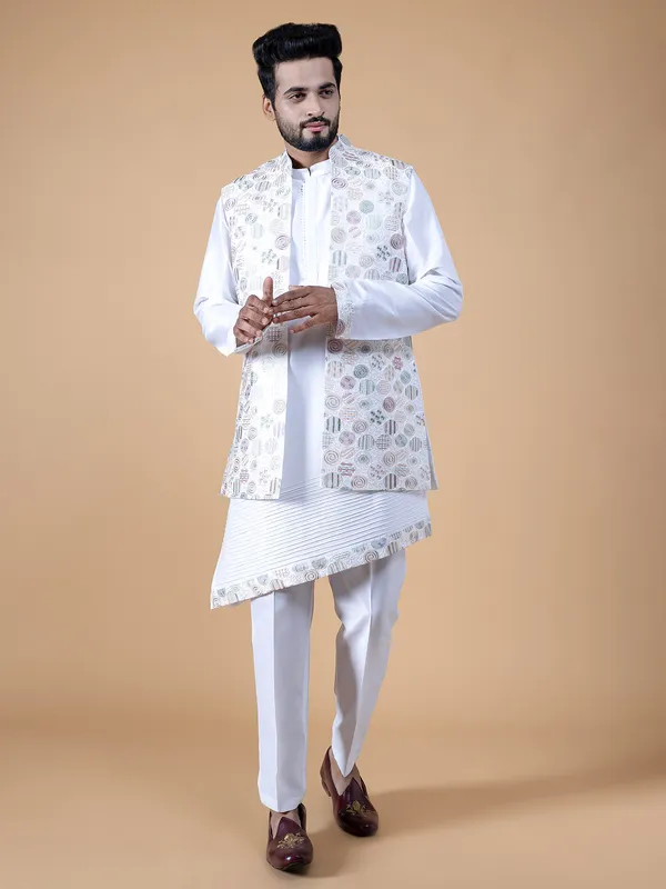 Classic silk white waistcoat set