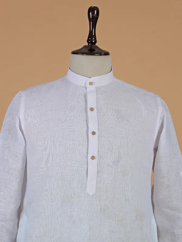 Classic white cotton printed kurta for men