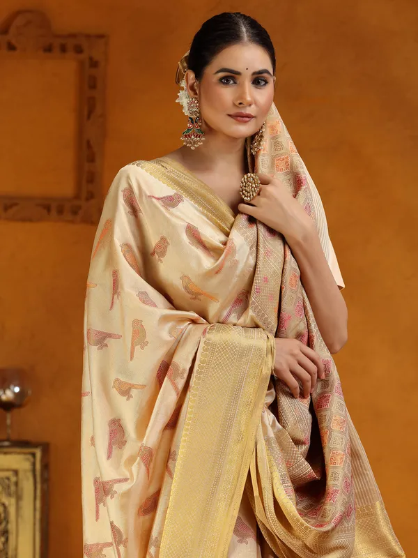 Classy beige silk saree for wedding