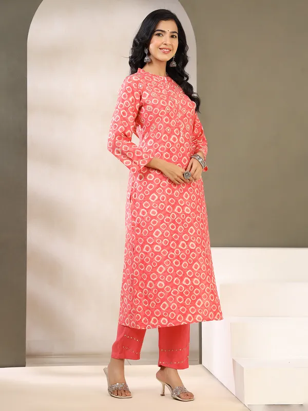 Classy coral pink printed kurti set in cotton