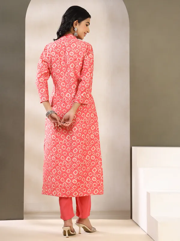 Classy coral pink printed kurti set in cotton