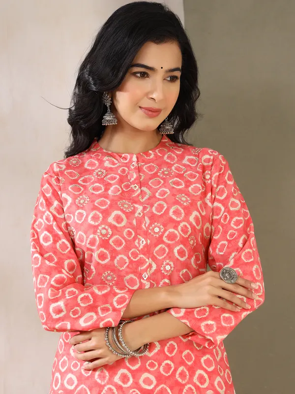 Classy coral pink printed kurti set in cotton