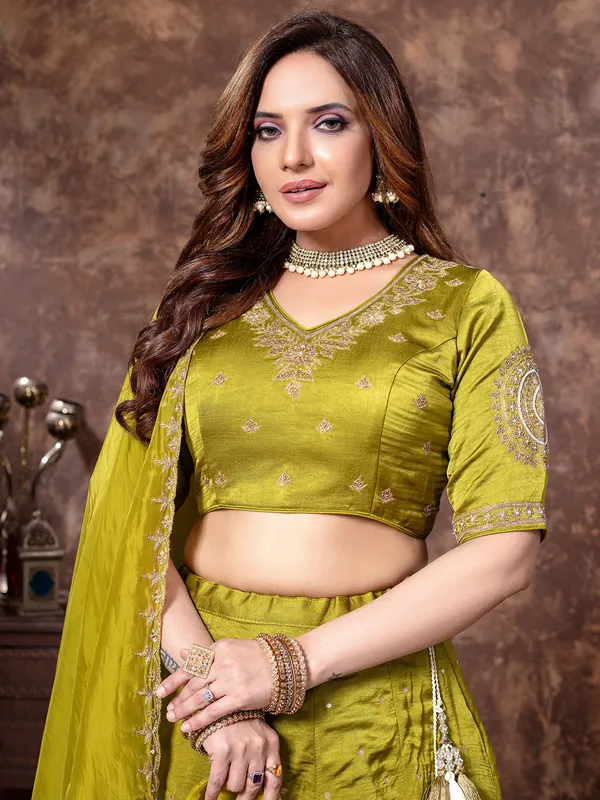 Classy mehendi green silk lehenga choli