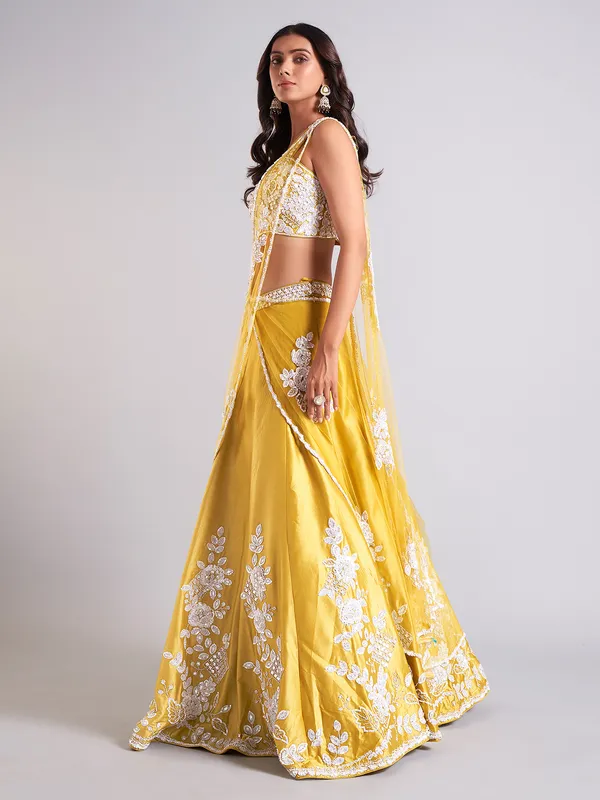 Classy mustard yellow lehenga choli for wedding