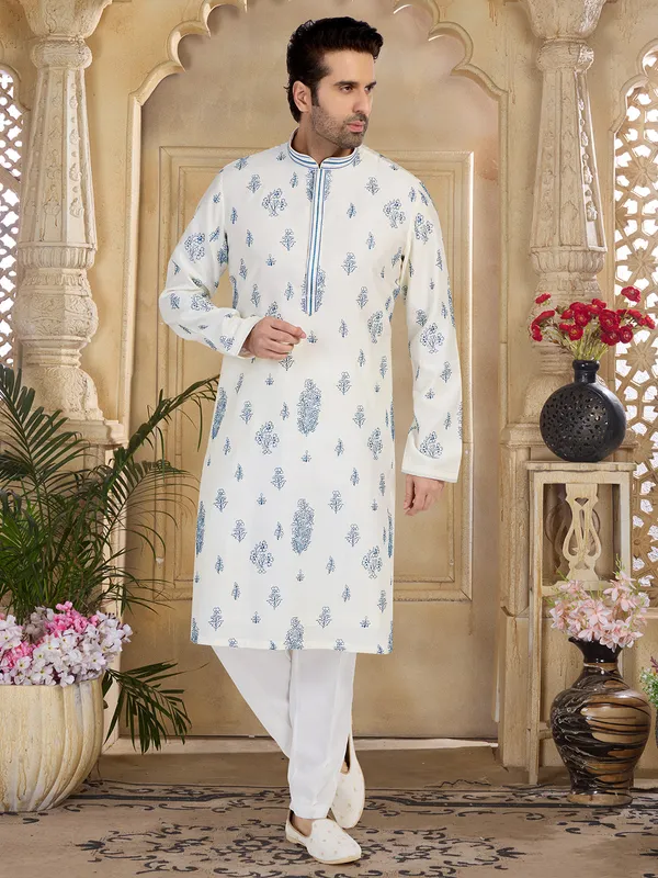 Classy off-white cotton  Men Kurta pajama