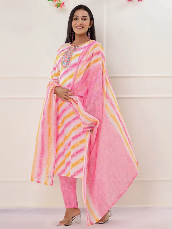 Classy pink printed kurti set with dupatta