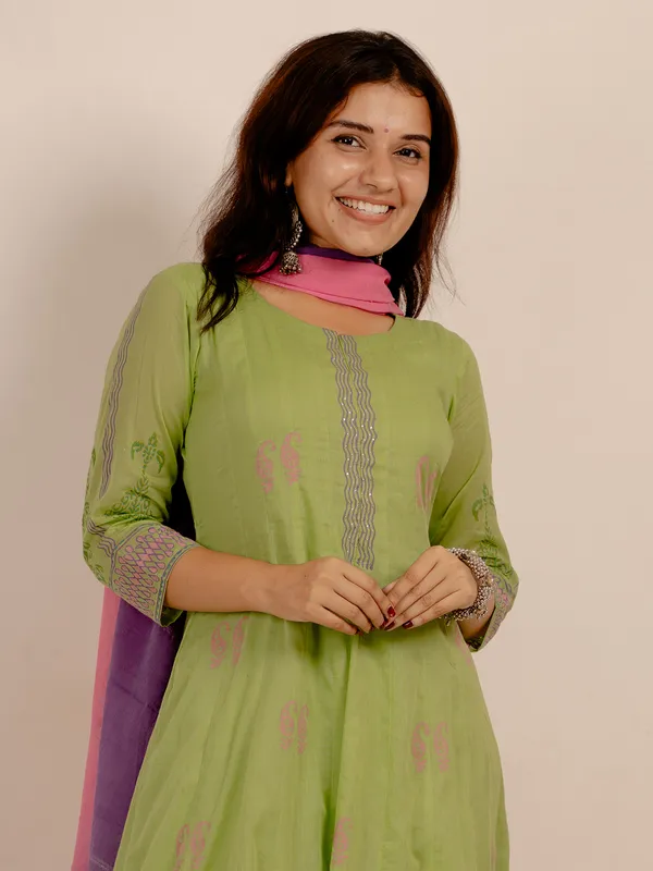 Classy pista green silk kurti set