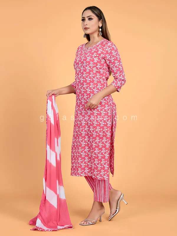 Coral pink cotton pant suit for casual wear