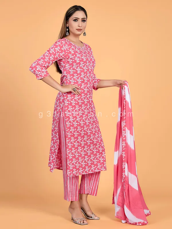 Coral pink cotton pant suit for casual wear