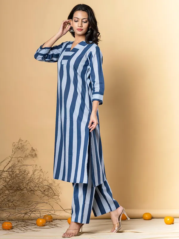 Cotton blue rinted silk kurti set for women