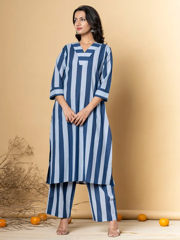 Cotton blue rinted silk kurti set for women