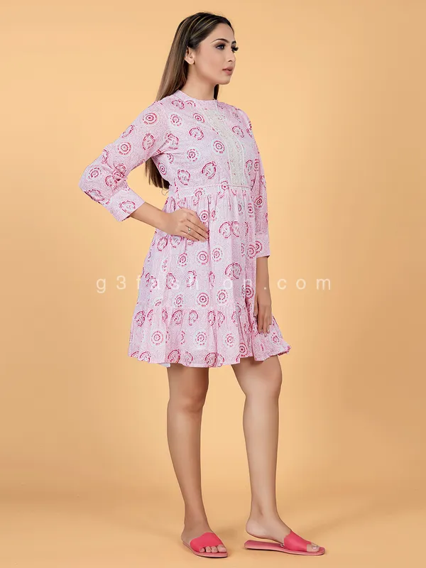 Cotton casual wear printed pink kurti