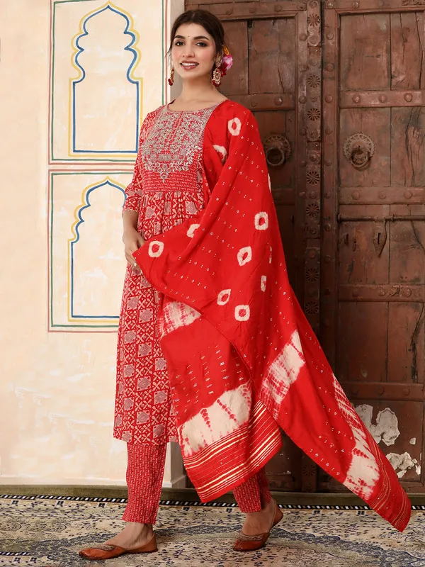 Cotton casual wear red printed kurti set