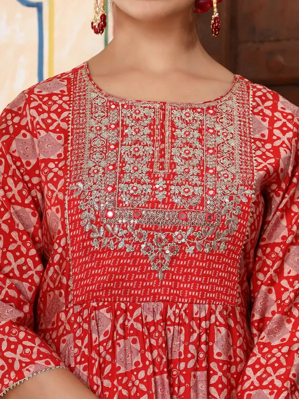 Cotton casual wear red printed kurti set