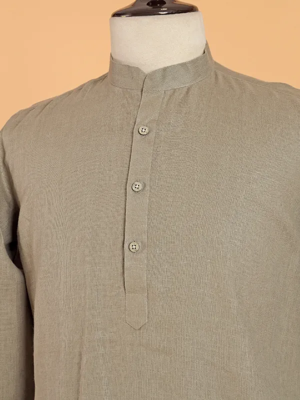 Cotton kurta in plain dusky khakhi