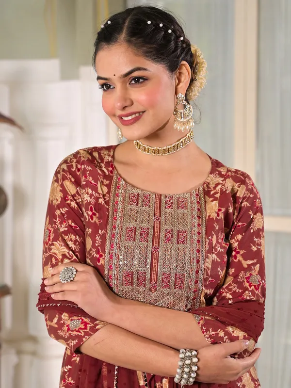 Cotton printed kurti set in maroon
