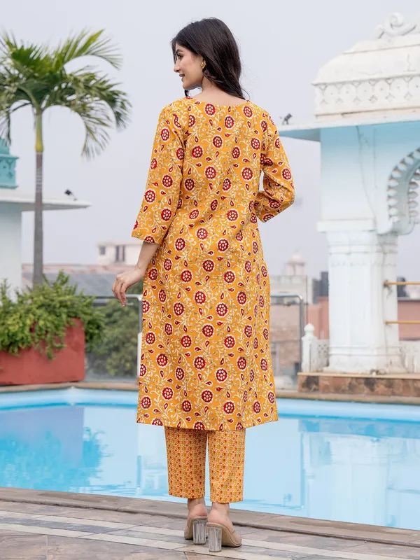 Cotton printed yellow straight cut kurti set