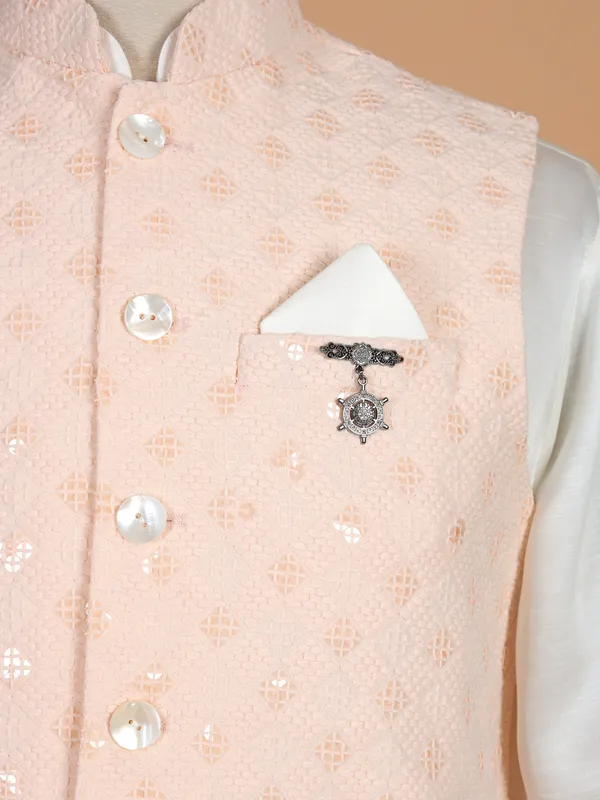 Cotton silk waistcoat set in peach